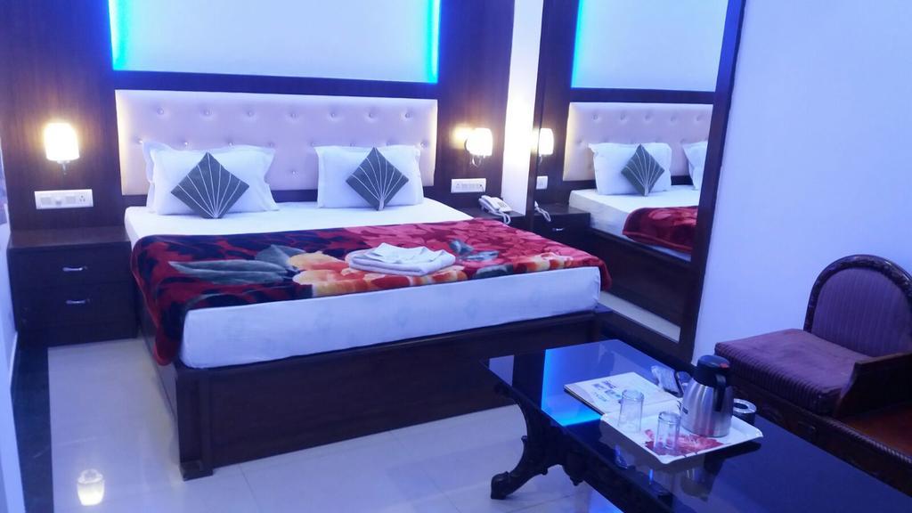 Hotel Vishal Нью-Делі Екстер'єр фото